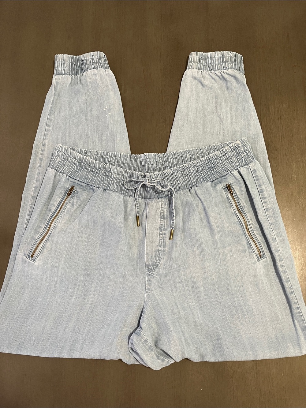 Light Wash Denim Jogger Pants with Drawstring Waist Large zipper pockets lyocell